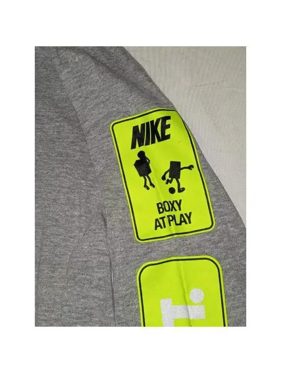 Nike Boys T-shirt Size XL 18 Long Sleeve Grey Winter Fall Clothes - Picture 5 of 7